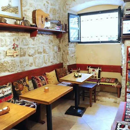 Old Town Hostel-3
